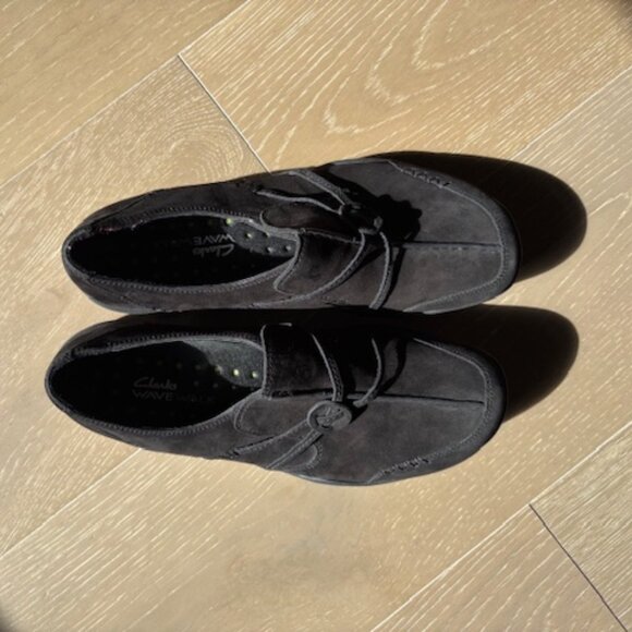 Clarks Wave Run Slip-on Shoes - Women's US Size 8.5 - Black Nubuck - Picture 4 of 4